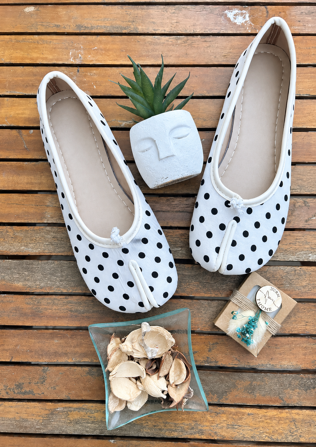 Ballerine Tabi à Pois — Blanc & Noir