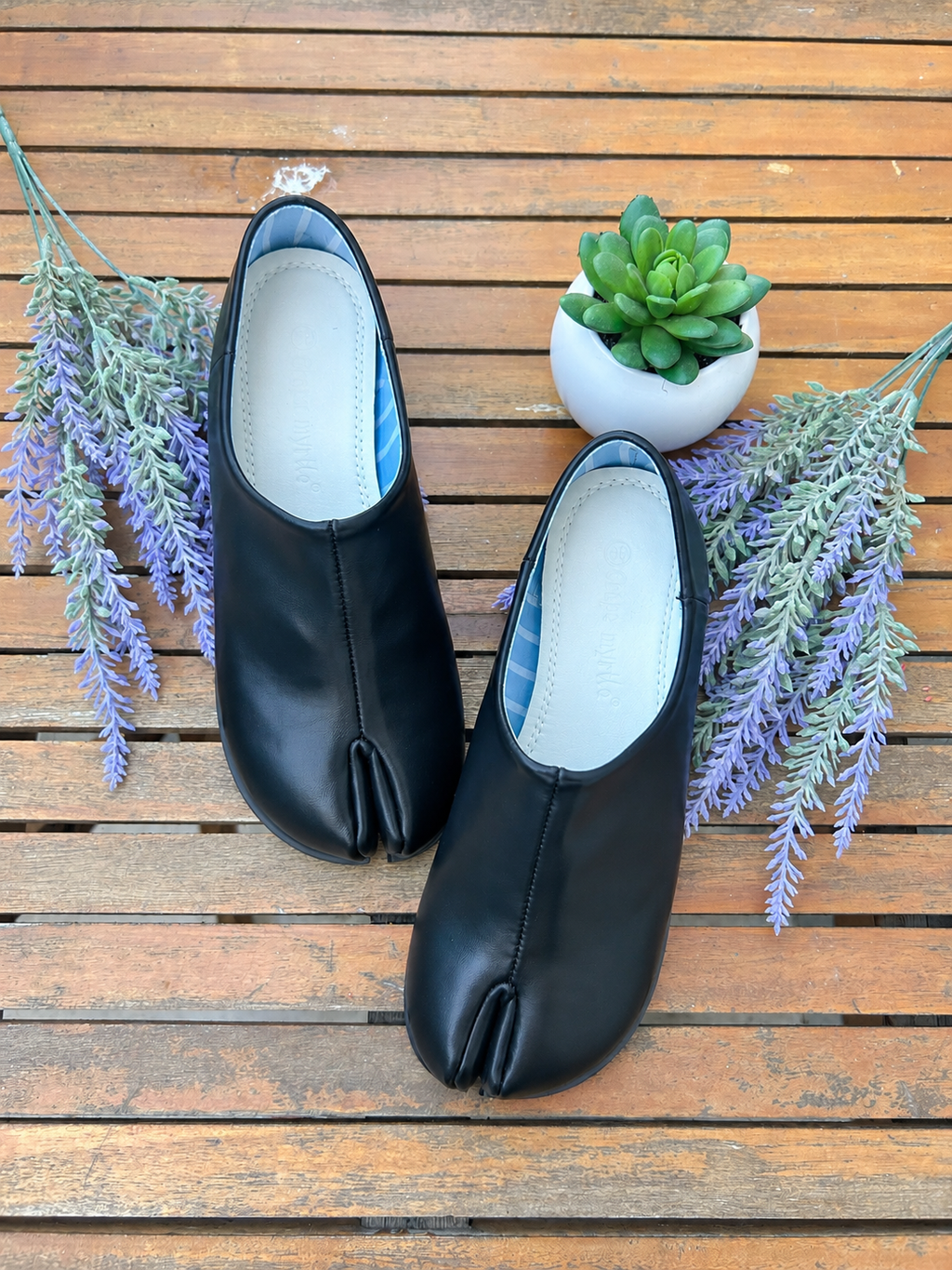 Chaussures Plates Tabi – Noir