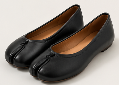 Ballerines Tabi classiques en cuir noir pour femme - House Of The Tabi