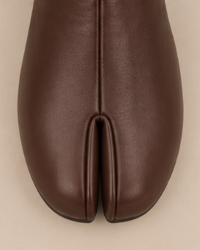 Bottine Tabi Marron – Fermeture zippée à l’arrière