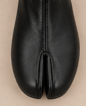 Bottine Tabi Noir – Fermeture zippée à l’arrière